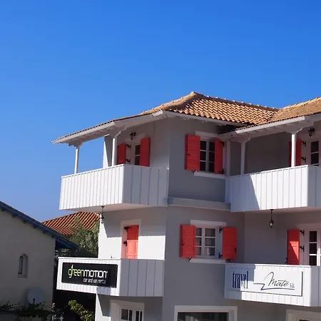 公寓 Eolos With Private Parking