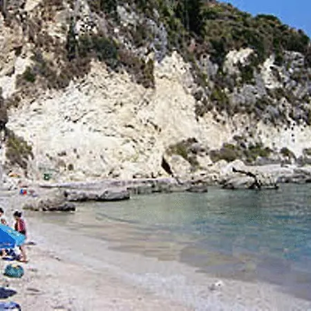 Eolos With Private Parking Agios Nikitas