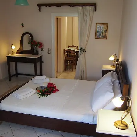 Eolos With Private Parking Áyios Nikítas