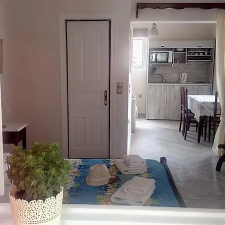 Eolos With Private Parking Apartment *