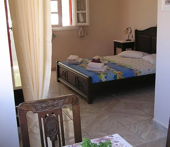 Eolos With Private Parking דירה *